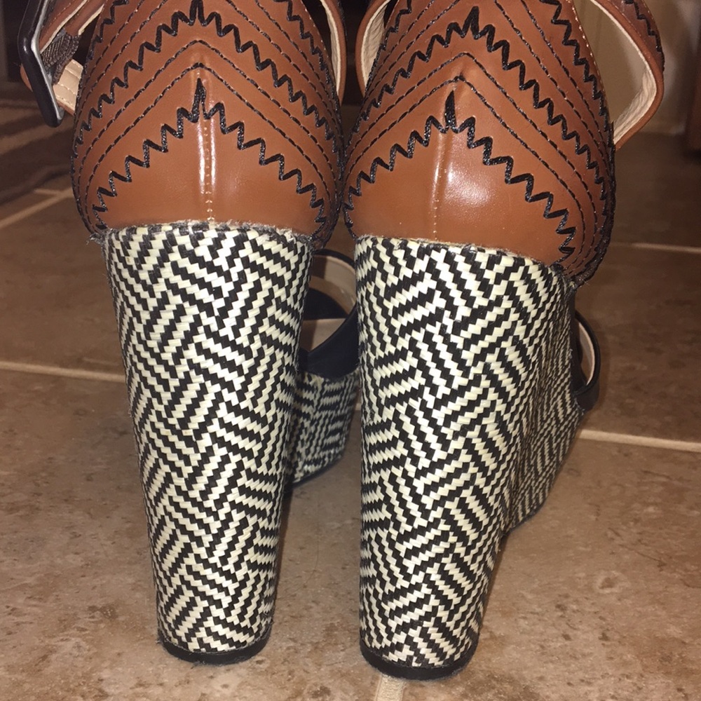 Just Fab wedge sandals 🌸 - Picture 3 of 8